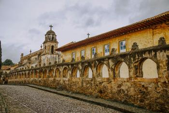 Fondo de Pantalla de pexels_10735641.jpg