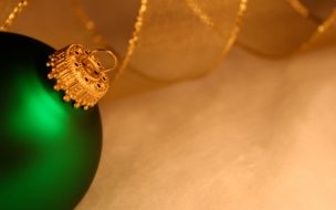 Bolita verde con cinta