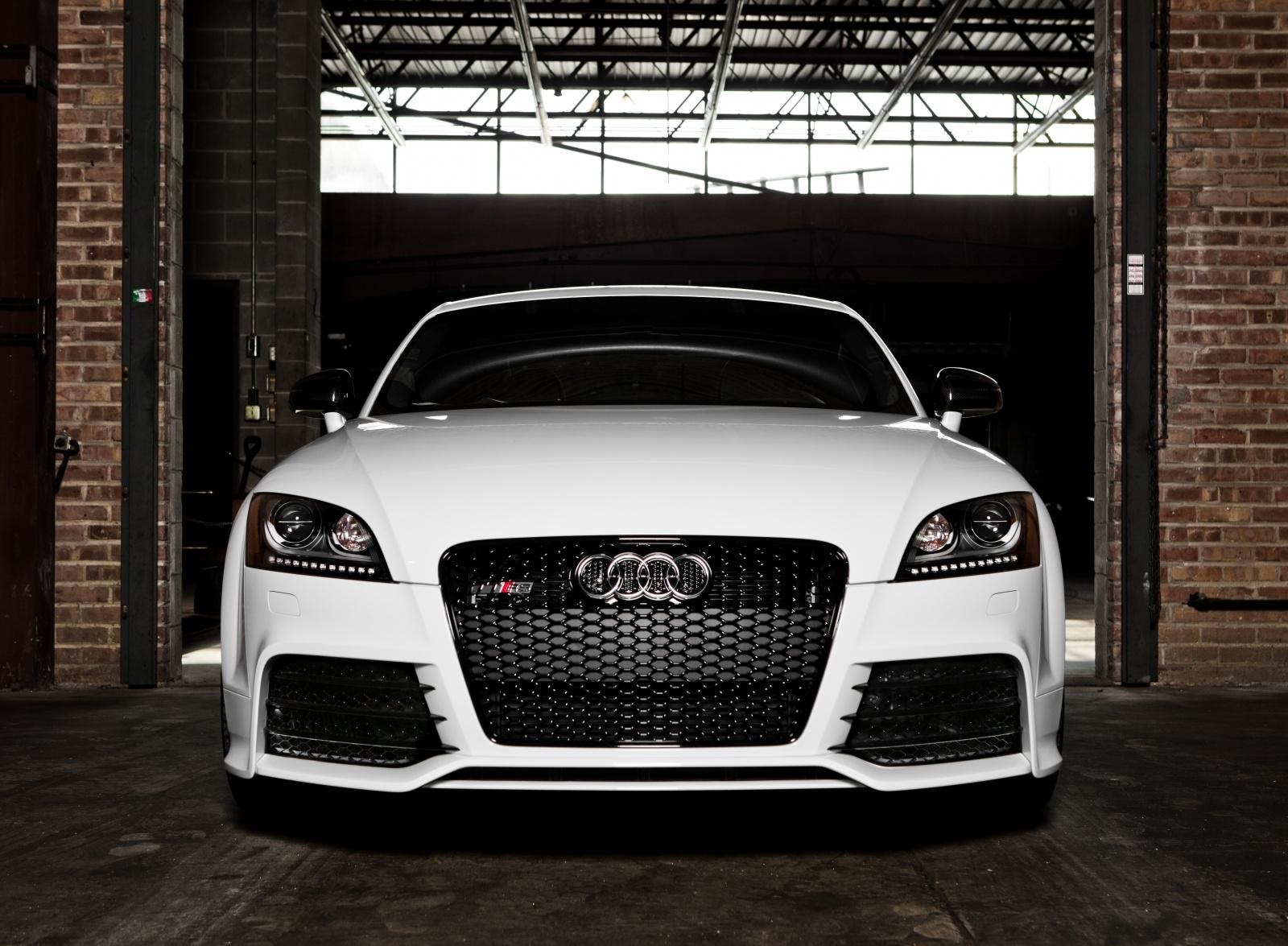 2012 Audi TT RS wallpaper
