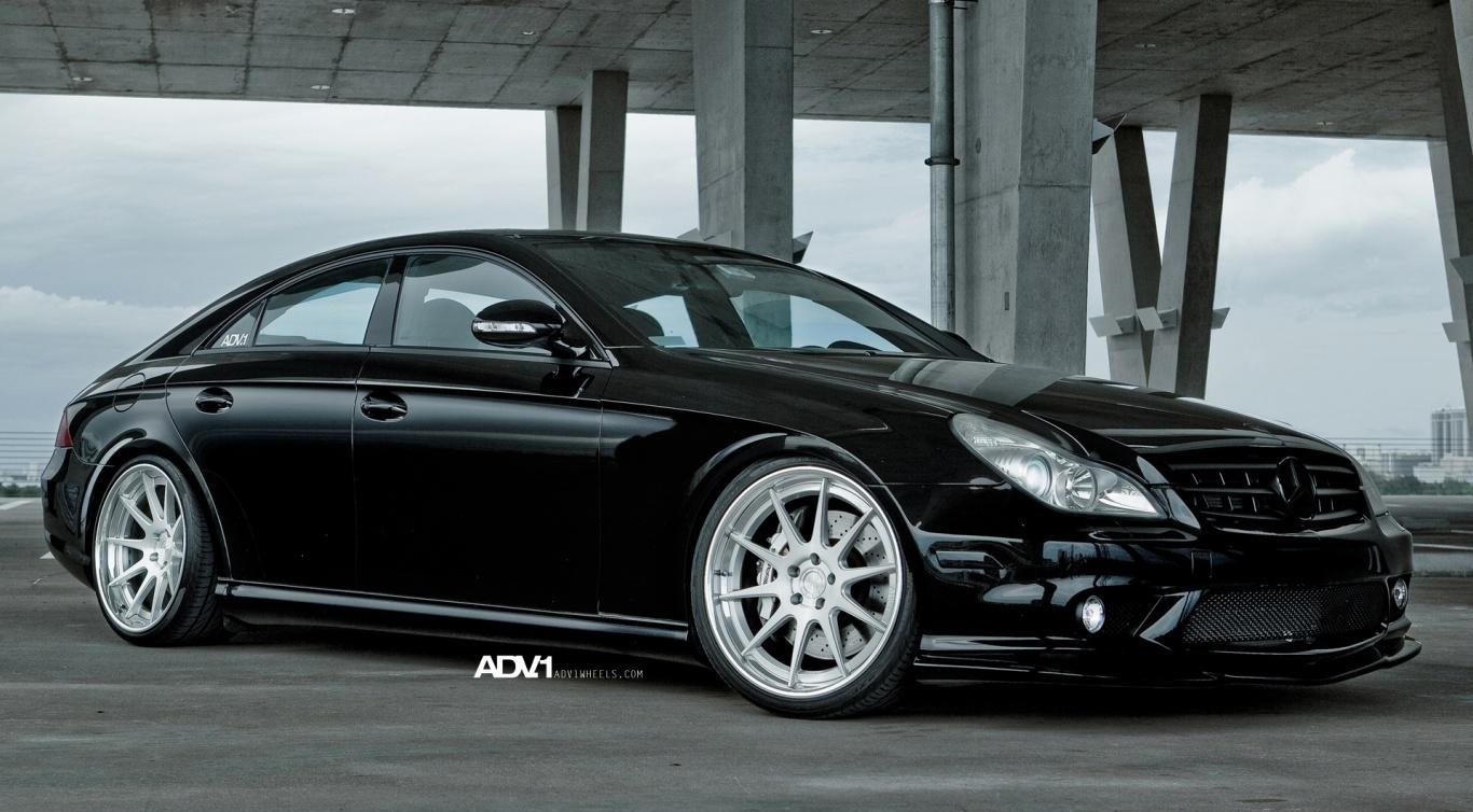 ADV.1 Mercedes CLS 55 wallpaper