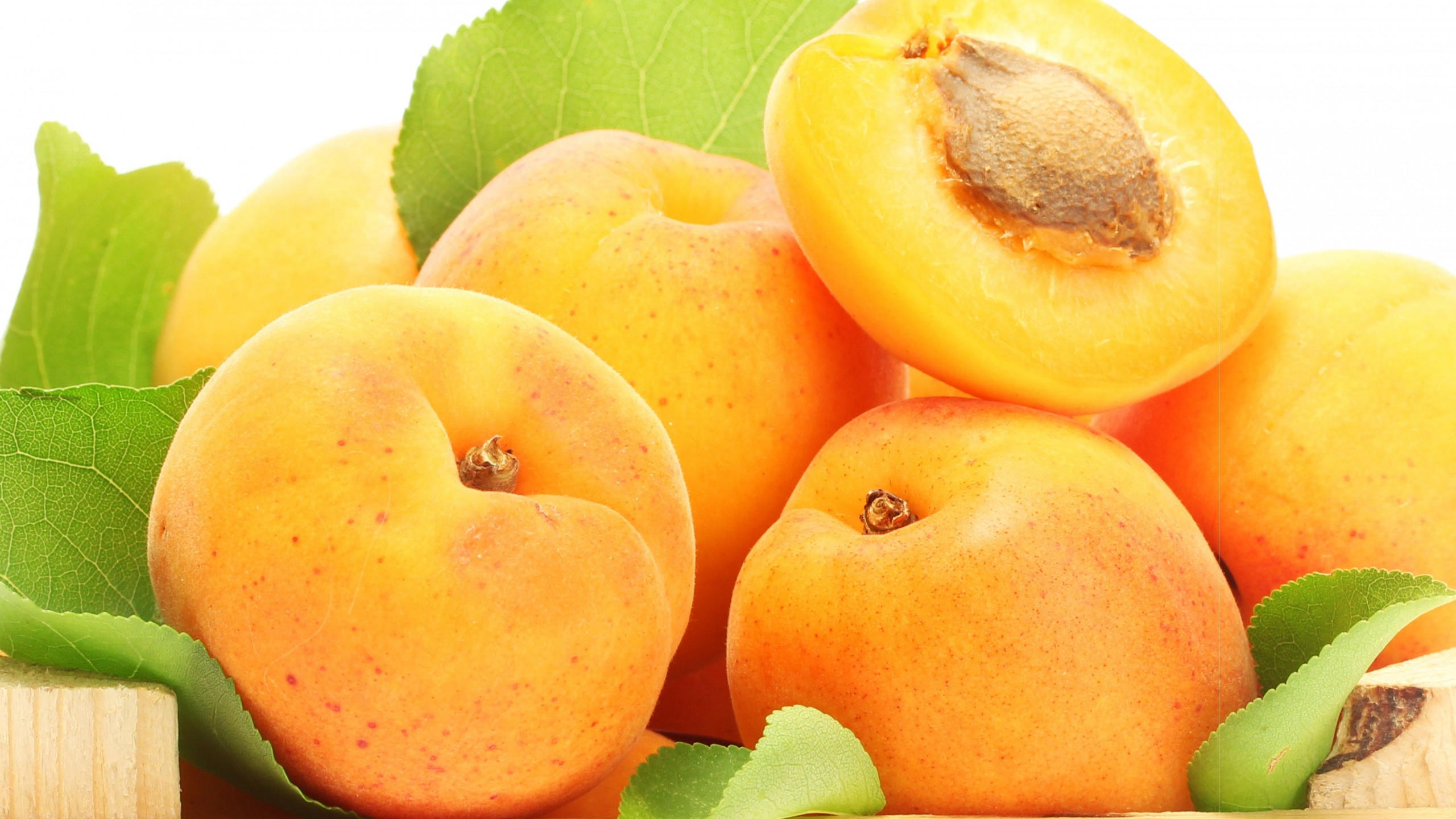Apricot 2560x1440 5k