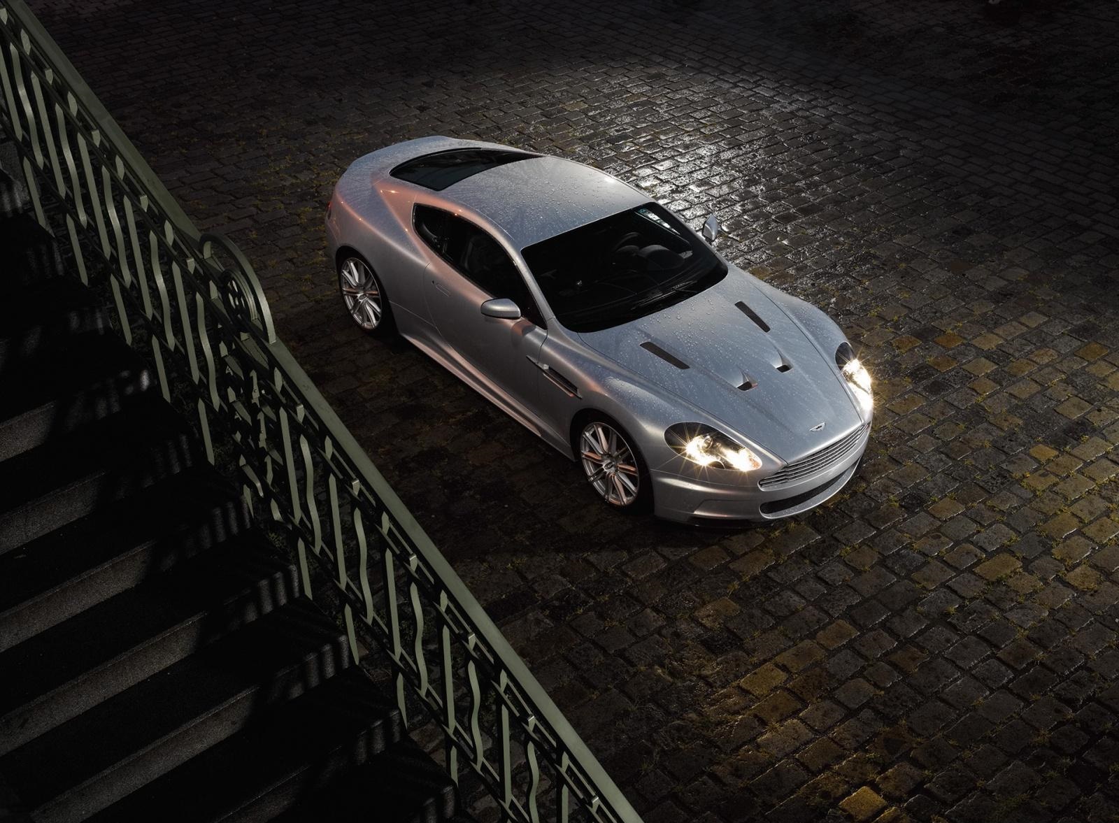 Aston Martin DBS wallpaper