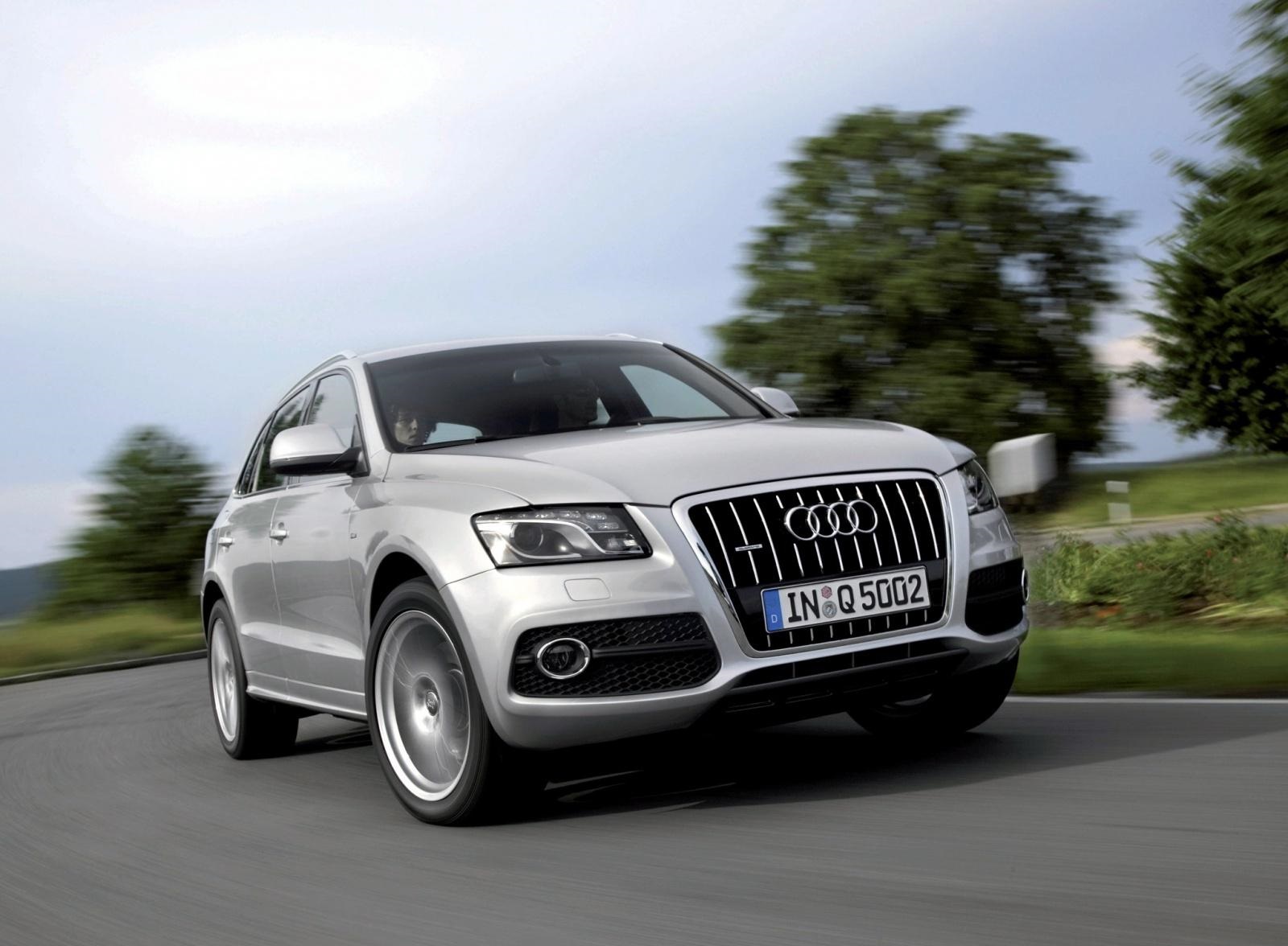 Audi Q5 3.0 TDI Quattro S Line Car 10 wallpaper