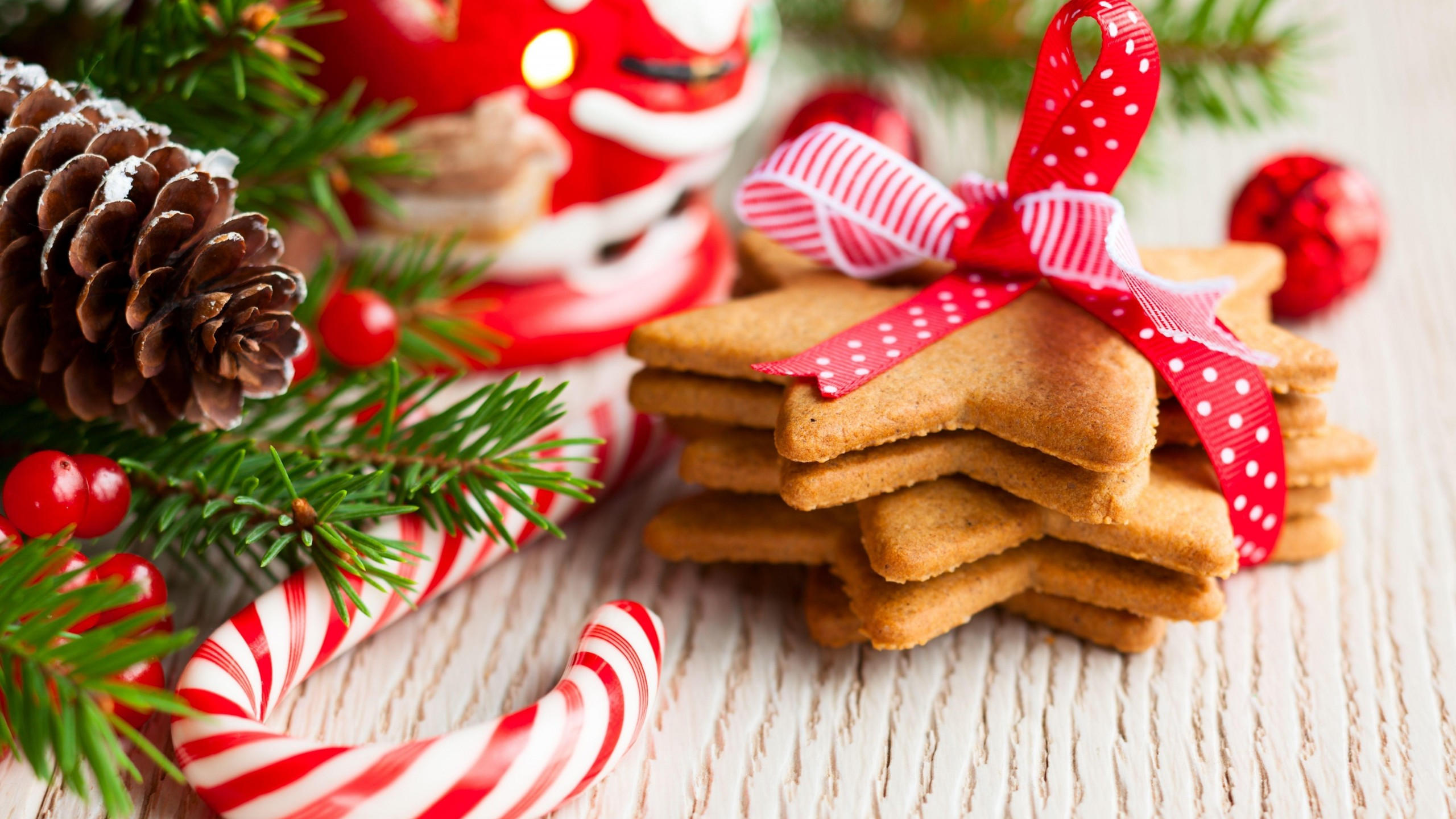 Christmas 2560x1440 new year cookies candy 5k