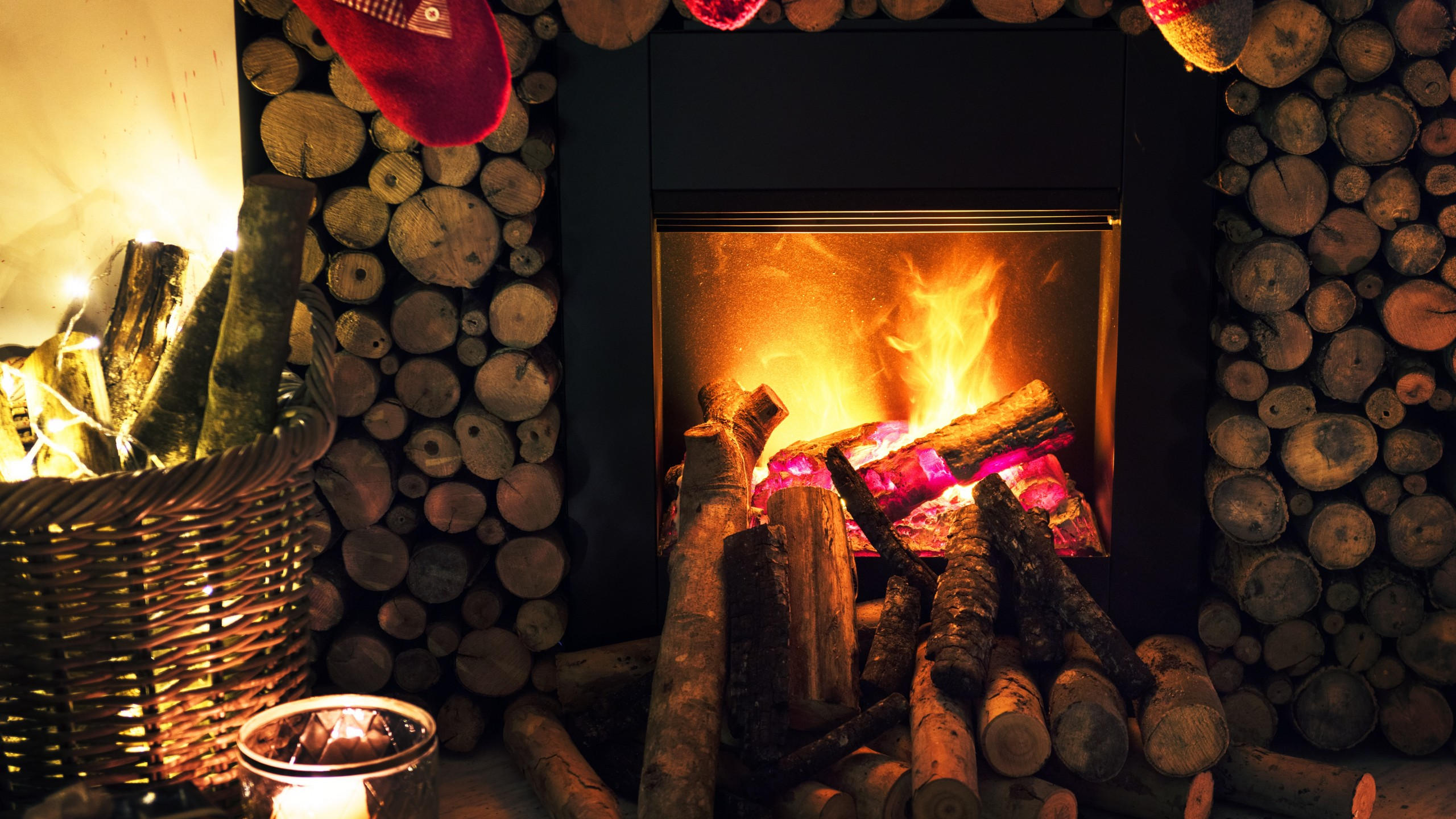 Christmas 2560x1440 new year fireplace decorations 5k