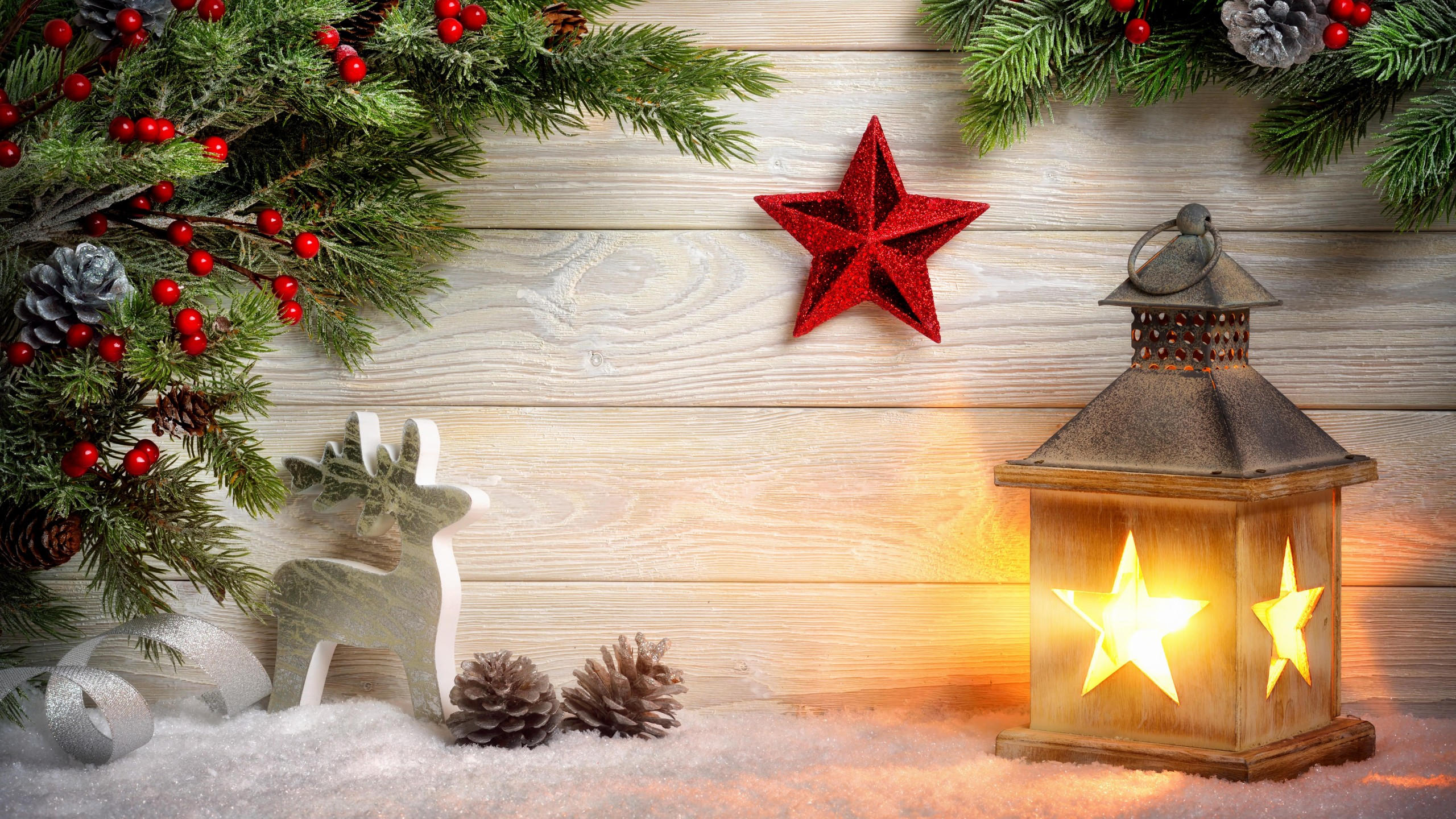 Christmas 2560x1440 new year toys fir tree lamp decorations 8k