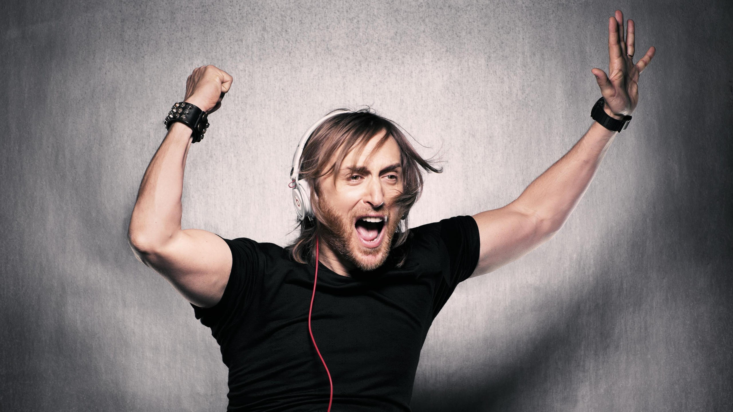 David guetta 2560x1440 top music artist and bands dj