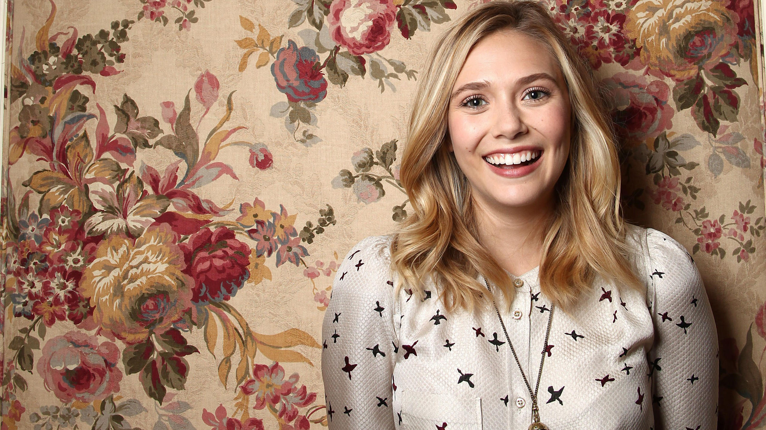 Elizabeth olsen 2560x1440 most popular celebs in 2015 actress singer