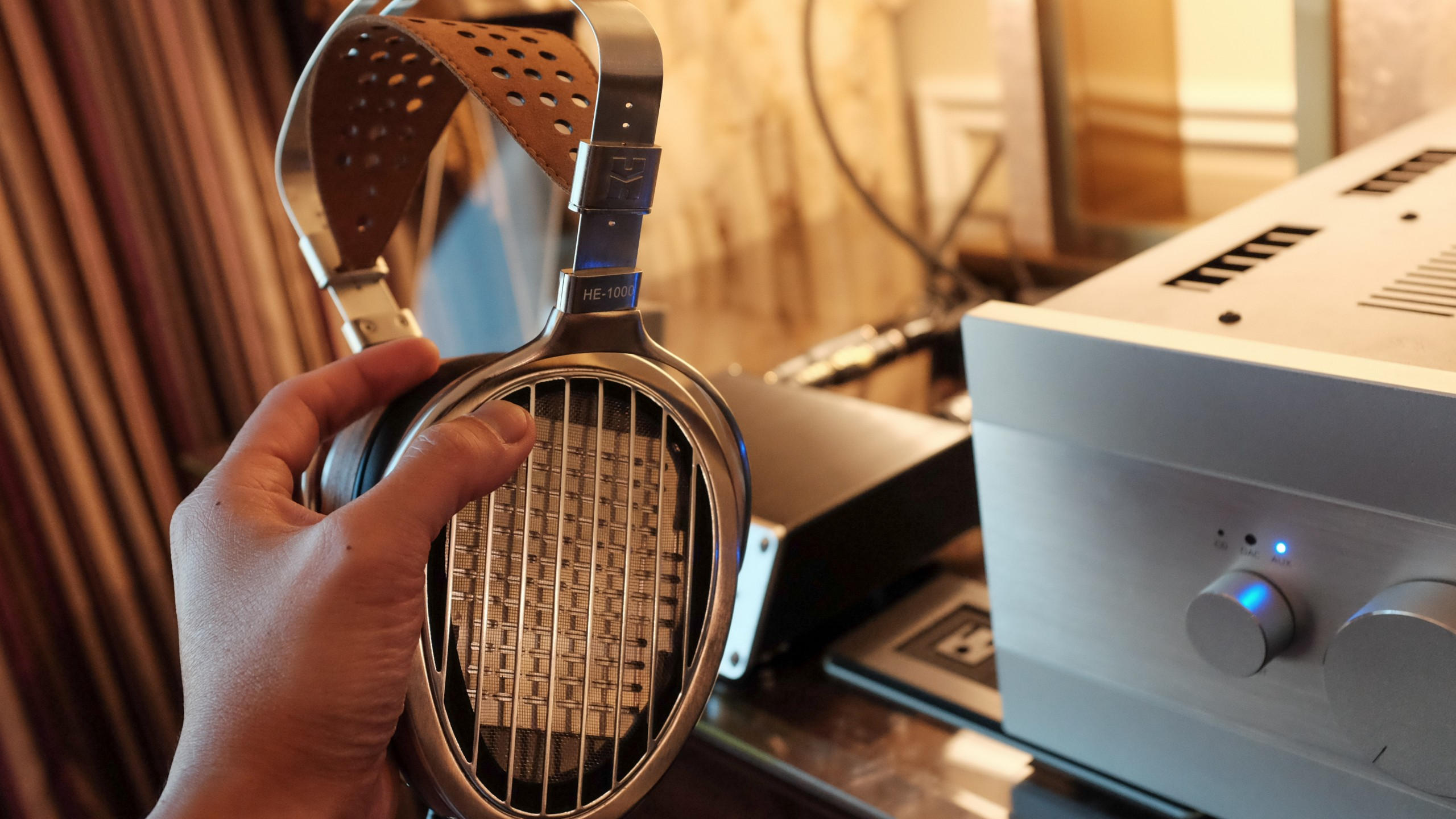 Hifiman he 1000 2560x1440 ces 2015 headset headphones hi fi