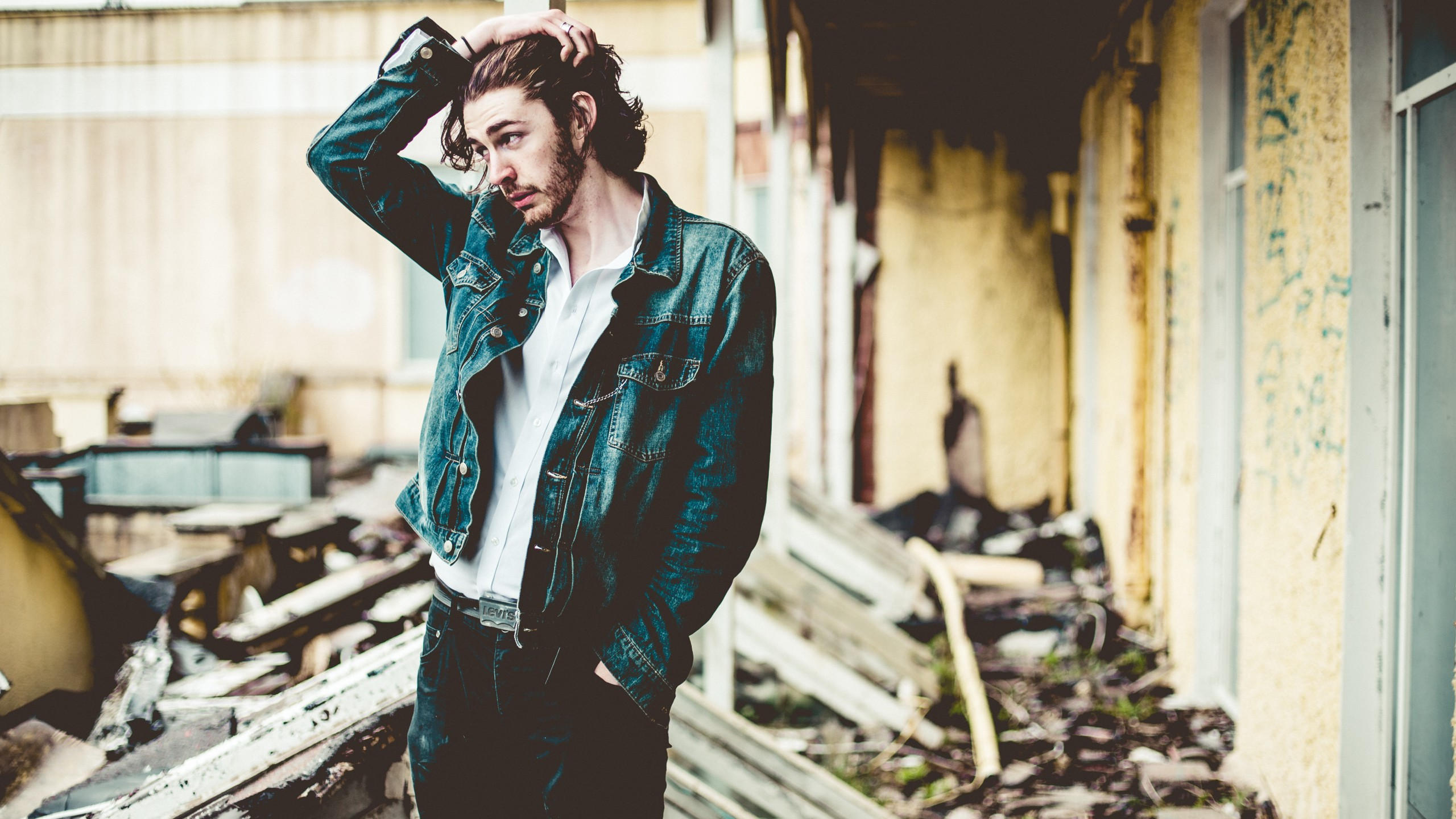 Hozier 2560x1440 top music artist and bands singer musician