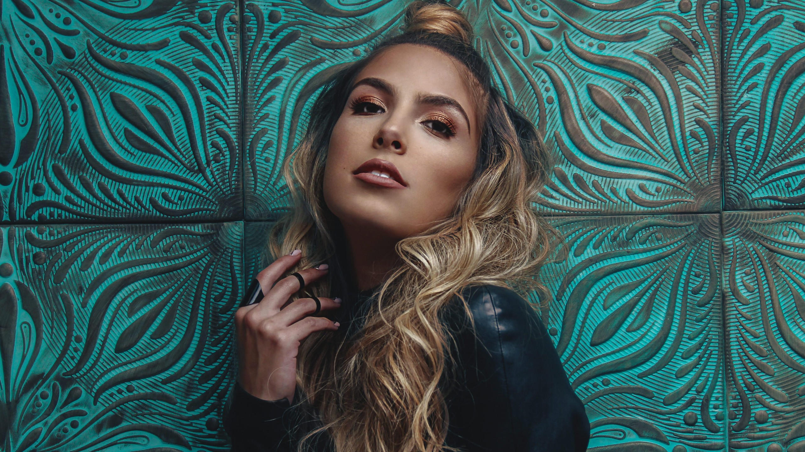 Jena rose 2560x1440 beauty blonde 4k