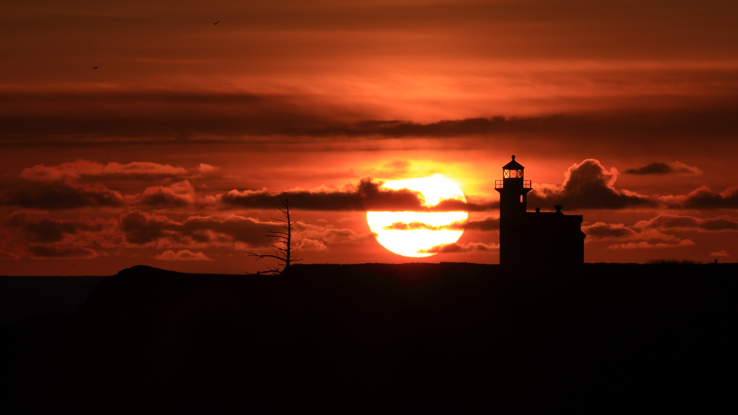 Lighthouse sunset