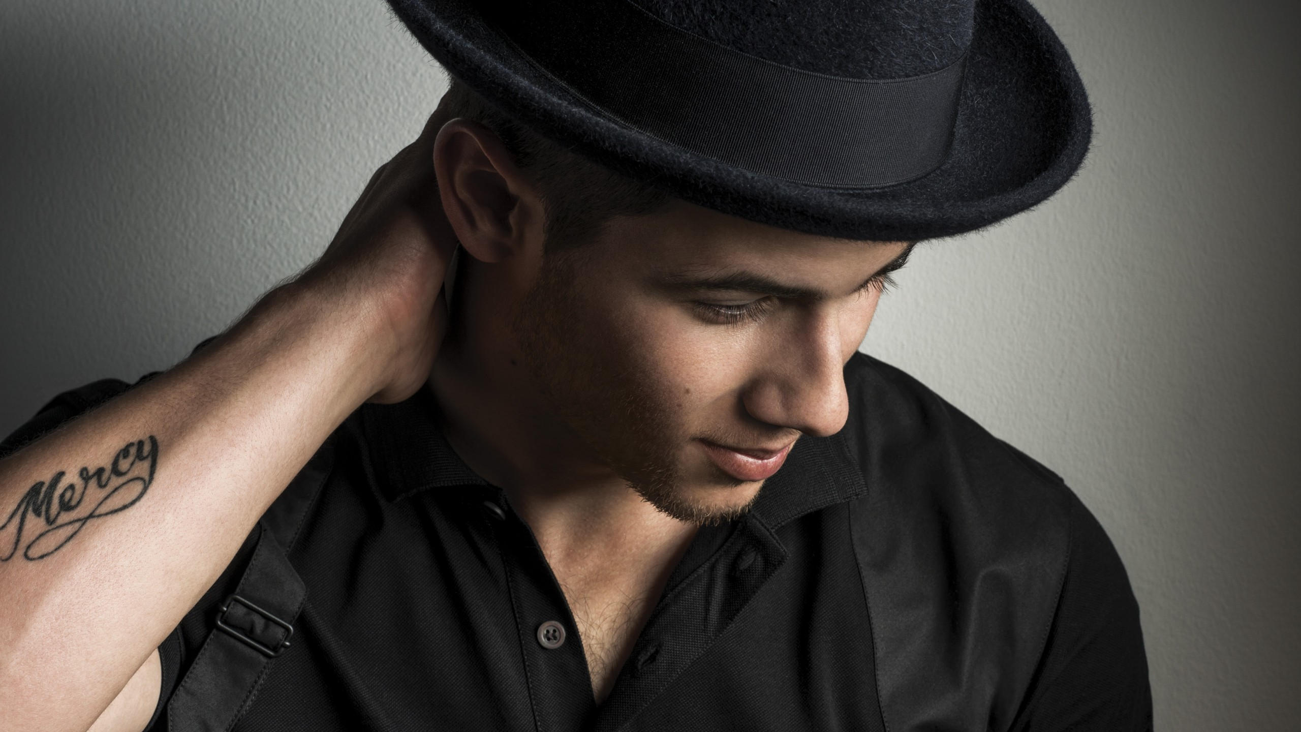 Nick jonas 2560x1440 top music artist and bands singer actor