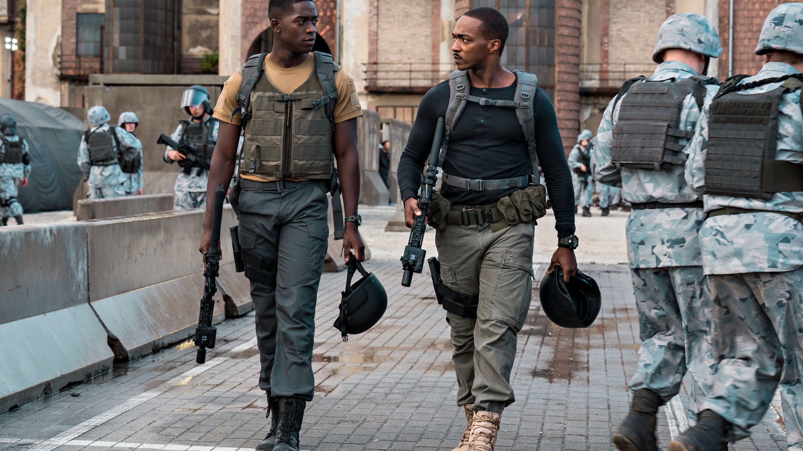 Outside the wire 2560x1440 anthony mackie damson idris 4k