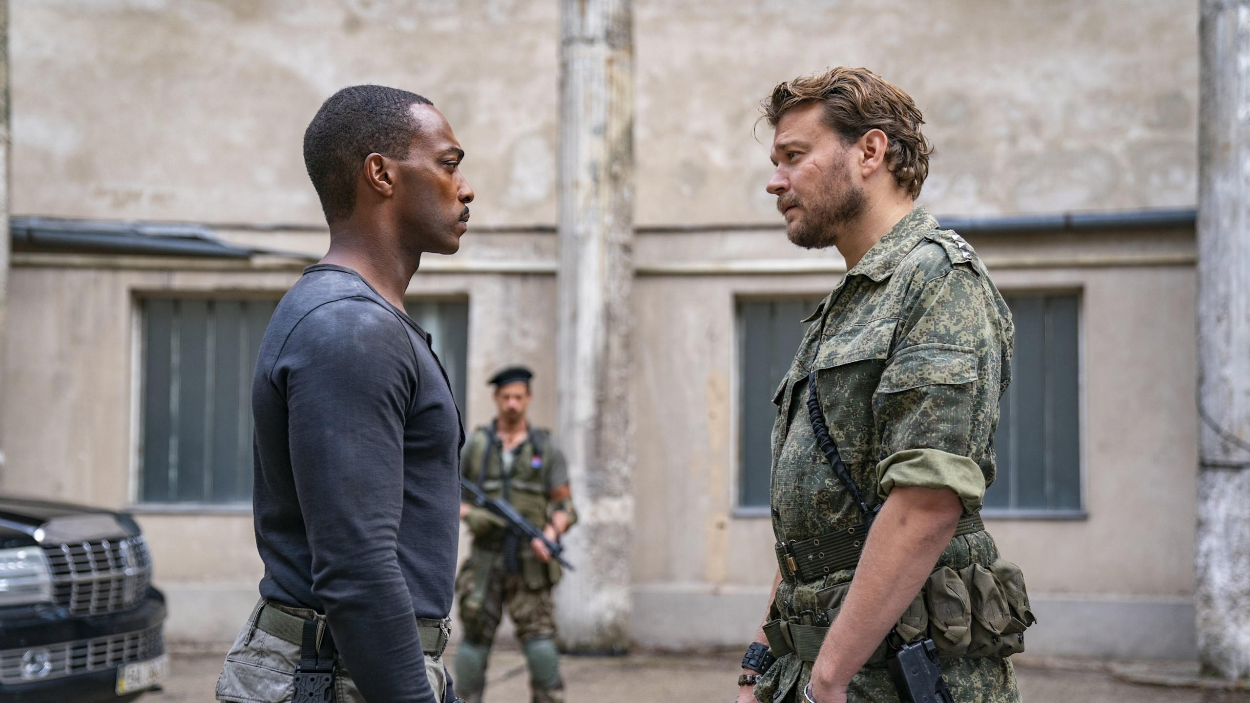 Outside the wire 2560x1440 anthony mackie hd