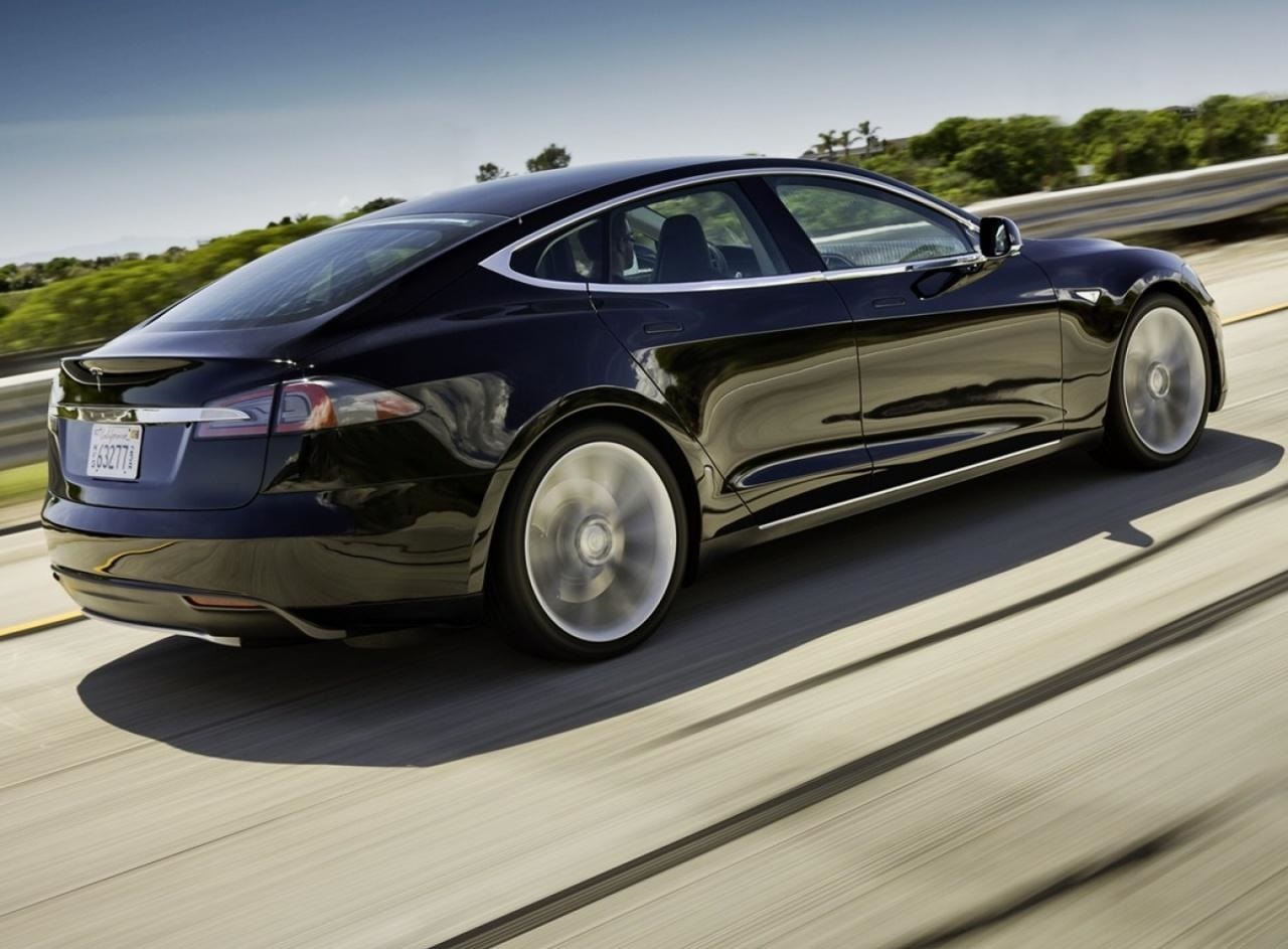 2013 Tesla Model S Car wallpaper