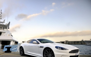 Aston Martin 2