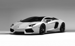 Lamborghini Aventador White wallpaper