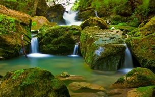 Paisaje cascadas pequeÃ±as