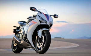 Honda cbr 1000rr