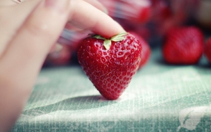 Fondo de pantalla de Fondo hd de fresa para los enamorados