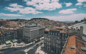 Central lisbon 2560x1440 portugal sky clouds