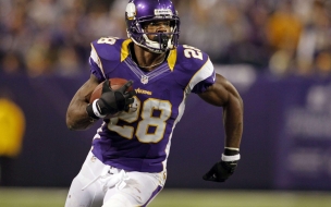 Adrian peterson 2560x1440 minnesota vikings bar american football 28