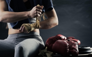 Boxing gloves 2560x1440 boxing 4k