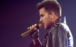 Adam lambert 2560x1440 photo 4k