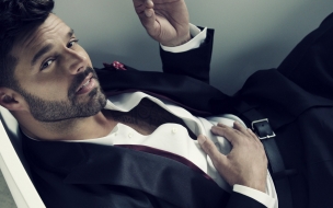 Ricky martin 2560x1440 top music artist and bands singer