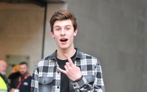 Shawn mendes 2560x1440 top music artist and bands blogger