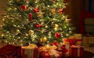 Fondo de pantalla de Fondo de pantalla arbolito con bolas estrellas y regalos