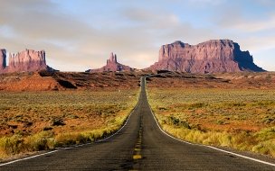 Fondo de pantalla de Carretera en desierto