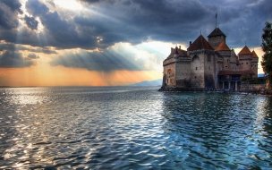 Fondo de pantalla de Castillo sobre el mar