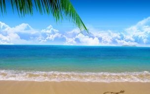 Fondo de pantalla de Corazon en orillas del mar