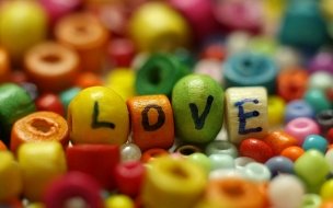 Fondo de pantalla de Love colorful HD