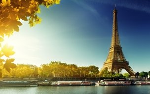 Fondo de pantalla de Paris 2560x1440 eiffel tower france autumn travel tourism