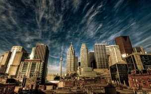 Fondo de pantalla de Toronto 2560x1440 canada downtown sky clouds travel vacation booking