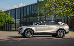 Fondo de pantalla de Cadillac lyriq 2560x1440 suv 2021 cars electric cars 8k