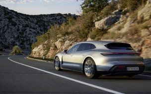 Fondo de pantalla de Porsche taycan sport turismo 2560x1440 2022 cars 4k