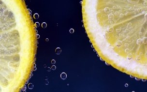 Fondo de pantalla de Lemon 2560x1440 under water 6k