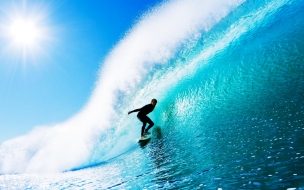 Fondo de pantalla de Surfing 2560x1440 man sports ocean wave