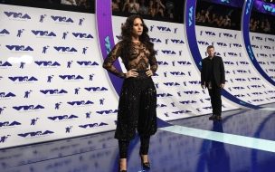 Fondo de pantalla de Mtv video music awards 2017 2560x1440 demi lovato 4k