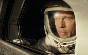 Fondo de pantalla de Ad astra 2560x1440 brad pitt 4k