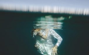 Fondo de pantalla de Love image 2560x1440 kiss 5k