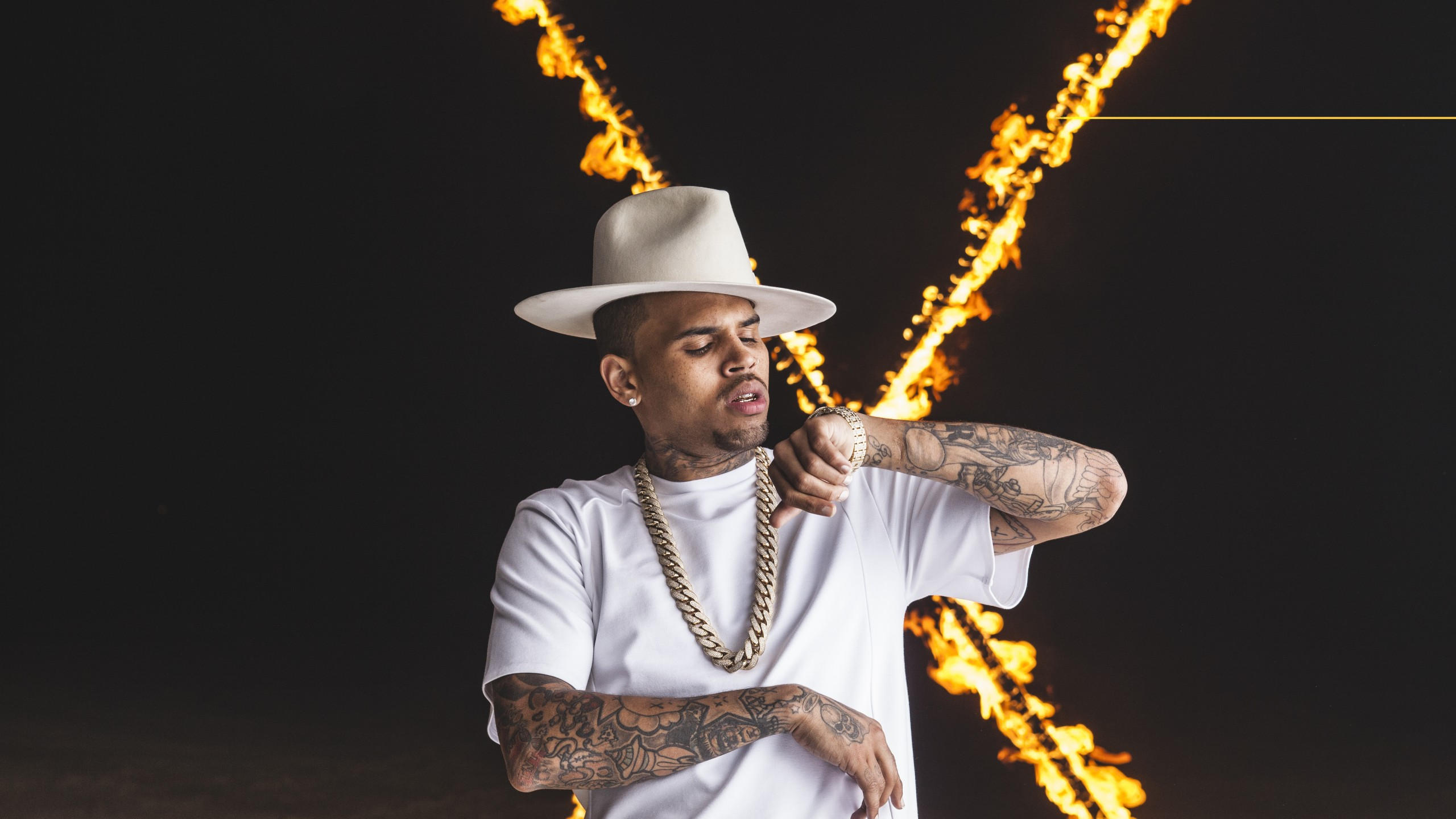 Chris brown 2560x1440 top music artist and bands singer