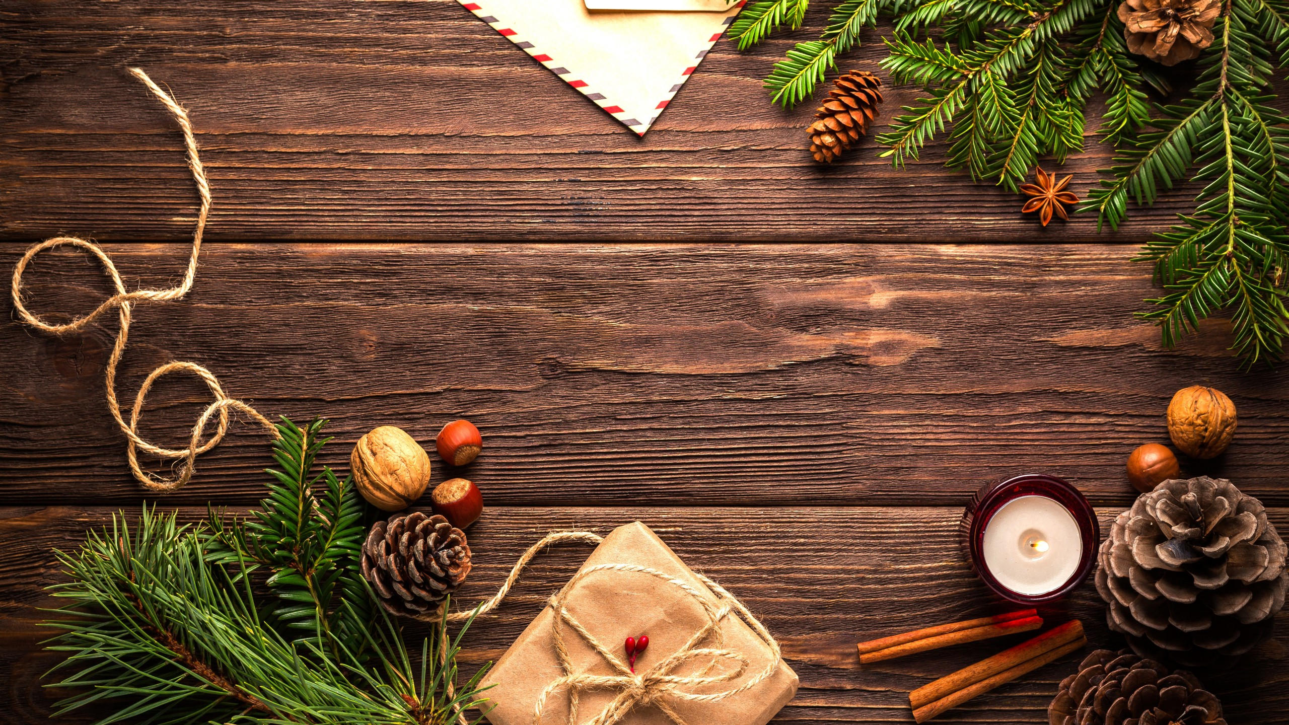 Christmas 2560x1440 new year table fir tree 5k