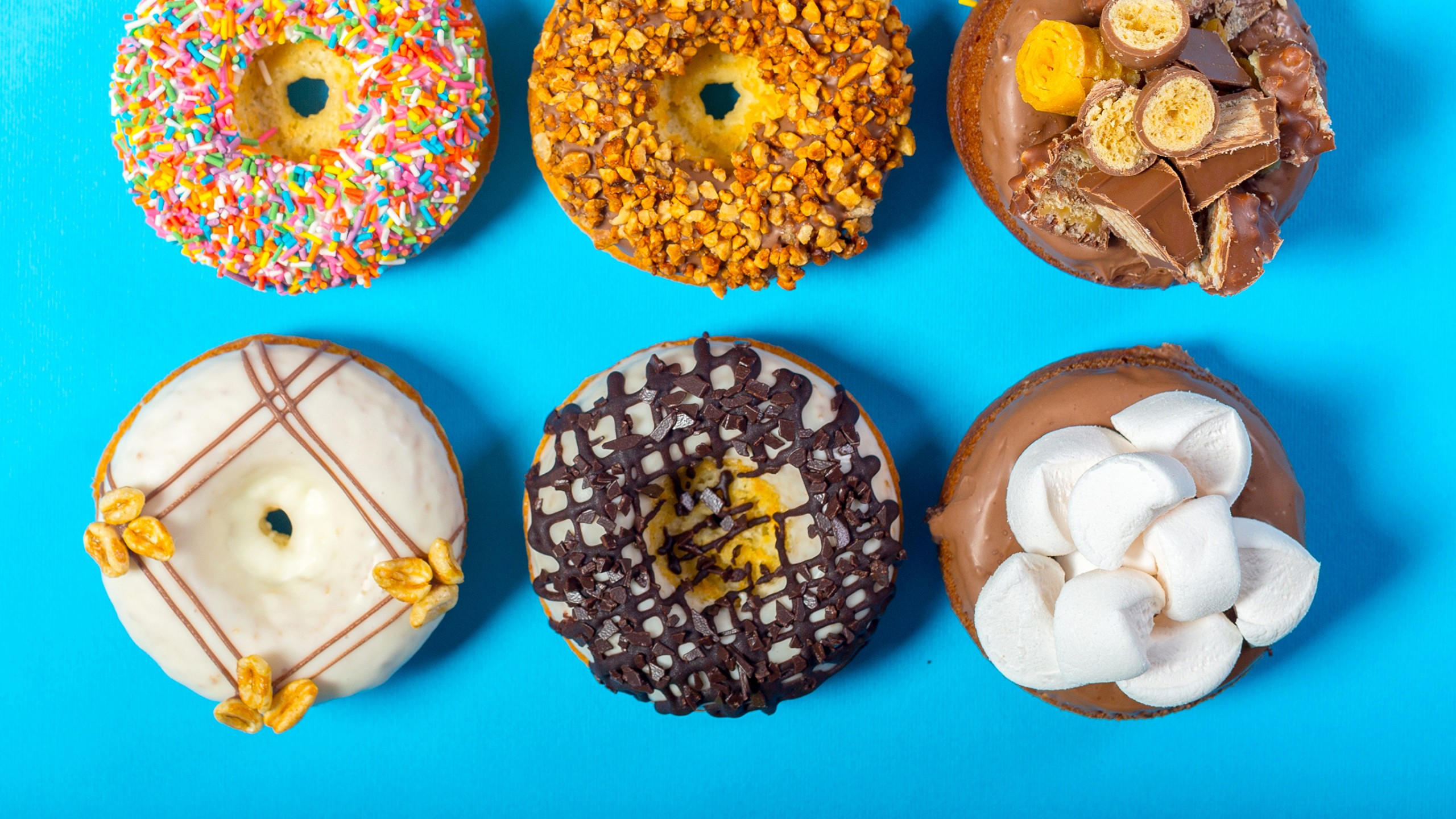 Donuts 2560x1440 delicious 4k