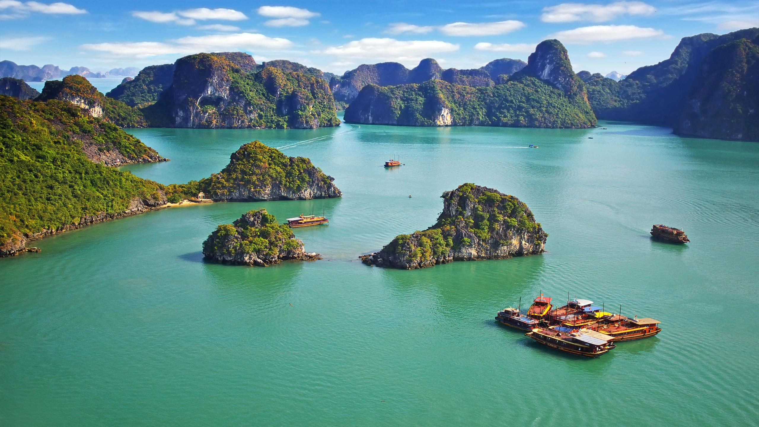 Ha long bay 2560x1440 vietnam mountains sea 8k
