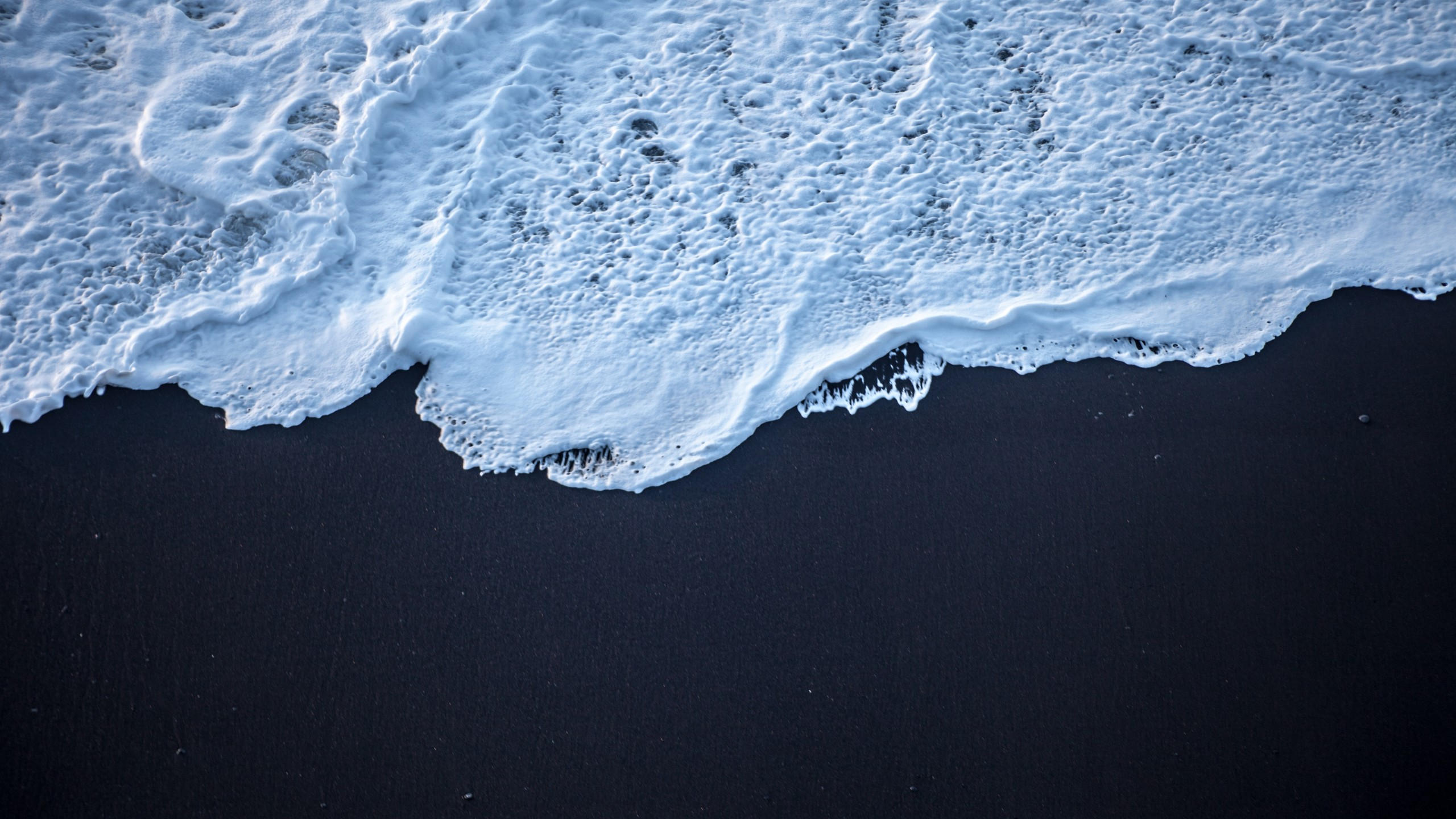 Iceland 2560x1440 4k 5k wallpaper sea shore sand